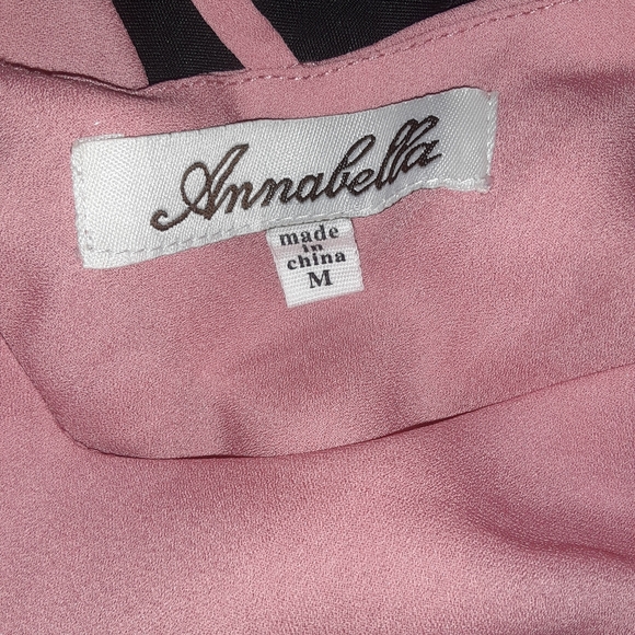 Annabelle size M pink tank top - Picture 3 of 4